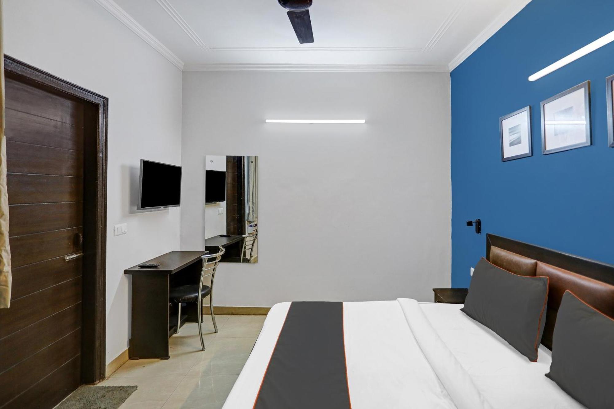 Collection O Agniv Residency Near Saket Metro Hotel New Delhi